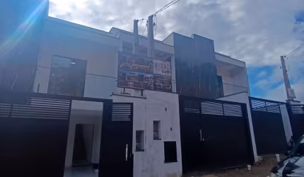 EXECELENTA SOBRADO CO 03 DORMITORIOS EM CAMBORIU!!