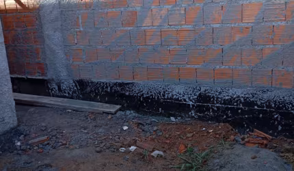 CASA EM CAMBORIU EM FASE FINAL DE CONSTRUÇAO!