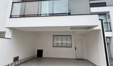 Lindo Sobrado Semi mobiliado , triplex com 3 dormitórios
