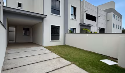 AMPLO SOBRADO NO BAIRRO NOVA ESPERANÇA EM BALNEÁRIO CAMBORIÚ