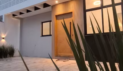 EXCELENTE CASA DE ALTO PADRAO EM CAMBORIU!!