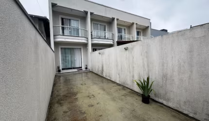 EXCELENTE SOBRADO A 4 MINUTOS DE BALNEARIO CAMBORIU!