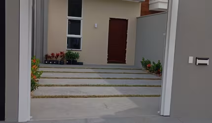 CASA COM SUITE E EM LOCAL LIVRE DE ENCHENTE!!