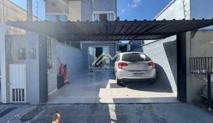 SOBRADO SEMI MOBILIADO Á VENDA NO BAIRRO RIO PEQUENO EM CAMBORIÚ