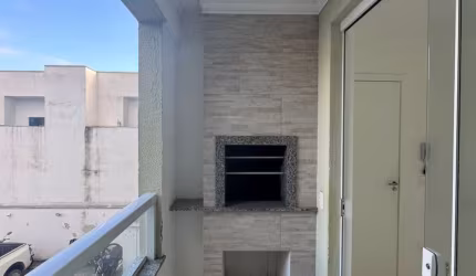 lindo apartamento , 2 dormitórios e sacada com churrasqueira .