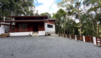 Sitio rural no área urbana,  com localização privilegiada no bairro Cedros.
