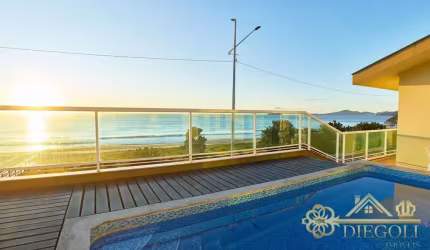 Casa frente mar em Piçarras