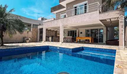 Casa de alto padrão em condomínio  a venda com 05 suítes em Bertioga SP