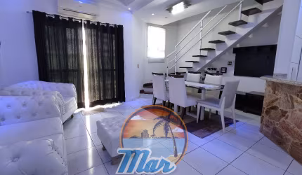 Casa de condomínio com 02 suites apenas 200 m da praia a venda