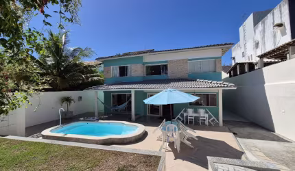 CASA À VENDA – PORTEIRA FECHADA