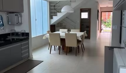 Casa para Venda em Uberlândia, Gávea, 5 dormitórios, 5 suítes, 5 banheiros, 4 vagas
