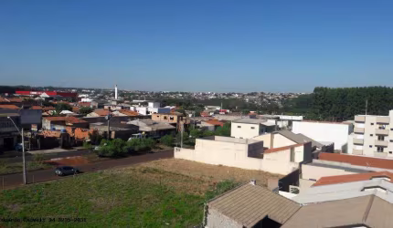 Apartamento para Venda em Uberlândia, Jardim Brasília, 2 dormitórios, 1 suíte, 2 banheiros, 1 vaga