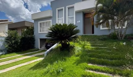 Imperdível: Casa em Condomínio de Luxo na Vila Inglesa, Indaiatuba-SP! 3 quartos, 3 suítes, 1 sala, 5 banheiros, 4 vagas, 257m²!