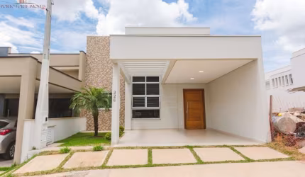 Casa à venda em condomínio em Indaiatuba-SP: 3 quartos, 1 suíte, sala, 2 banheiros, 2 vagas de garagem, 104,91 m² no Jardins do Império.