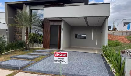 Casa em Condomínio de Luxo em Indaiatuba-SP, Jardim Mantova: 3 Quartos, 1 Suíte, 136m², 2 Vagas - Imperdível!
