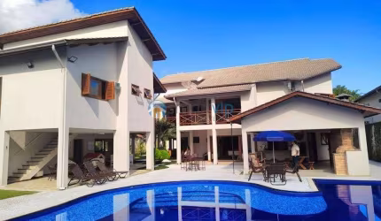 Linda Casa em JUQUEHY • ALTO PADRÃO