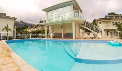Casa em Condomíno, Maresias, 3 dormitórios, 3 suítes, 4 banheiros, 2 vagas, Piscina