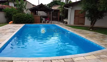 Baraqueçaba-casa-4 Dorm-2 Suítes-Piscina privativa-Área Gourmet completa- ar condicionado