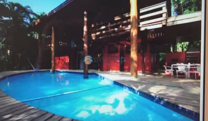 Linda Casa em Toque Toque Pequeno, (4 Suites), Piscina Privativa, Ar Condicionado, 50 Metros da Praia, 12 Pessoas