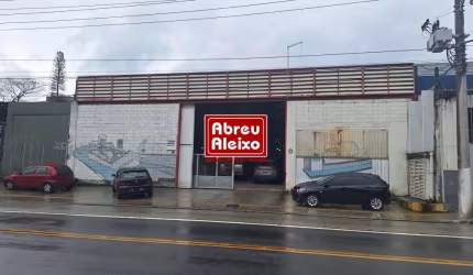 GUARULHOS - JARDIM AEROPORTO - VENDE GALPÃO COM ÁREA DE 600 M² + 200 M² DE MEZANINO - FRENTE PARA DUAS RUAS - PONTO MOVIMENTADO COM FÁCIL ACESSO A RODOVIA PRESIDENTE DUTRA