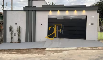 Casa com 3 dormitórios à venda, 121 m² por R$ 660.000 - Vila José Paulino Nogueira - Paulínia/SP