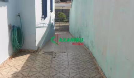 SOBRADO COM 3 DORMITÓRIOS, 3 BANHEIROS, EDÍCULA, QUARTO DE APOIO E 1 VAGA COBERTA
