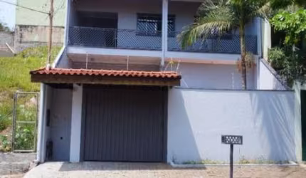 LINDO SOBRADO- JARDIM DA FONTE EM JUNDIAÍ