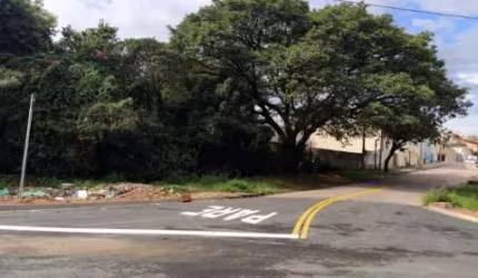 Terreno comercial à venda em Jundiaí-SP, Vila Aparecida: 2.482,00 m² de área!