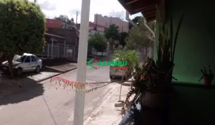 LINDA CASA-  VILA IGUAÇU- VÁRZEA PAULISTA