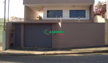 Imperdível oportunidade: Casa à venda em Jundiaí-SP, Jardim Pacaembu - 3 quartos, 1 suíte, 2 salas, 3 banheiros, 7 vagas de garagem, 391m².
