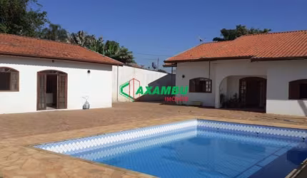 Chácara à venda em Jundiaí-SP,  região do bairro Caxambu: 4 quartos, 2 suítes, 3 salas, 6 banheiros, 10 vagas de garagem, 523m².