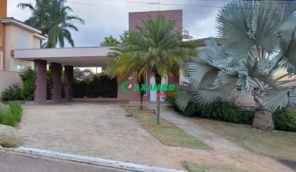 Casa de luxo em condomínio à venda bairro Caxambu, Jundiaí-SP: 03 quartos, sendo 03 suítes, 02 com closet, 3 salas, 6 banheiros, 4 vagas.