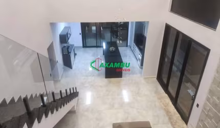 Imperdível casa à venda em Jundiaí-SP, bairro Caxambu: 3 quartos, 2 suítes, 3 salas, 4 banheiros, 4 vagas, 287m²!