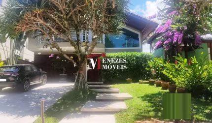 Casa a venda em Condomínio Fechado em Bertioga - Ref. 2221