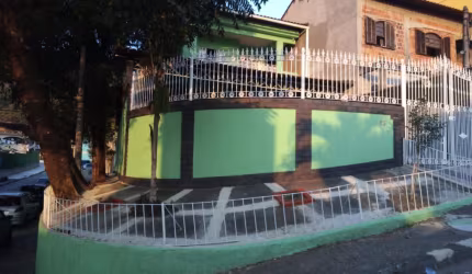 CASA DUPLEX - 120 m² - 03 DORMITÓRIOS -SUITE -VARANDA =CHURRASQUEIRA -QUINTAL