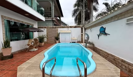 CASA DUPLEX - 280 m² - 04 DORMITÓRIOS - SUITES - PISCINA - HIDROMASSAGEM