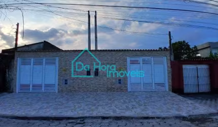 Casa com 2 quartos à venda no Balneário Regina Maria, Mongaguá , 72 m2 por R$ 380.000