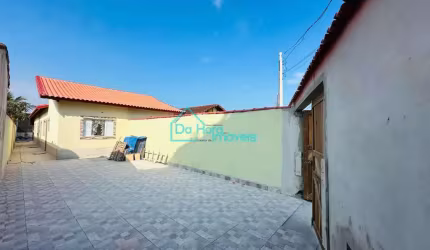 Casa com 3 quartos à venda no Agenor de Campos, Mongaguá  por R$ 490.000