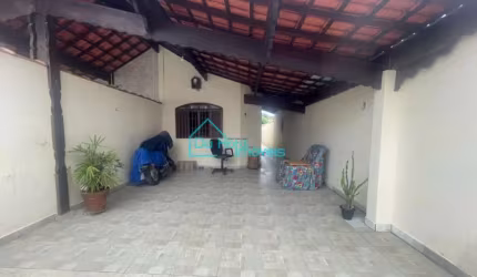 Casa com 3 quartos à venda na Vila Atlântica, Mongaguá , 85 m2 por R$ 350.000