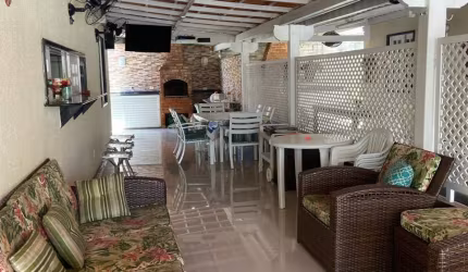 Casa em condominio pé na areia