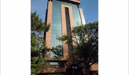 Excelente sala comercial no bairro Auxiliadora em Porto Alegre