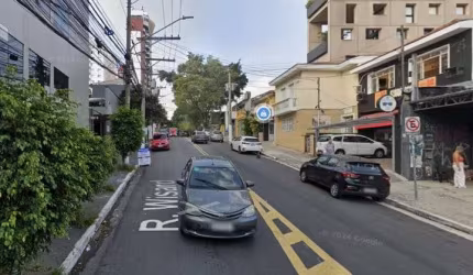 APTO EM VILA MADALENA