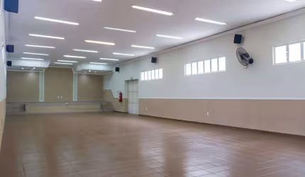Imóvel Comercial para Venda em Uberlândia, Osvaldo Rezende, 1 dormitório, 2 banheiros, 1 vaga