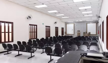 Imóvel Comercial para Venda em Feira de Santana, Santa Mônica, 1 dormitório, 2 banheiros