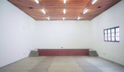 Imóvel Comercial para Venda em Suzano, Jardim Casa Branca, 1 dormitório, 2 banheiros