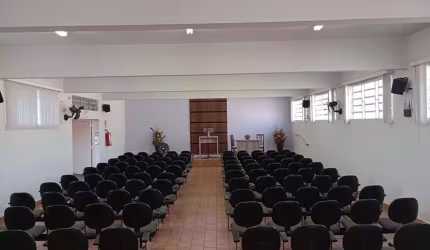 Imóvel Comercial para Venda em Uberaba, Santa Maria, 1 dormitório, 2 banheiros