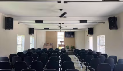 Sala Comercial para Venda em Prudente de Morais, Emília, 2 dormitórios, 2 banheiros, 6 vagas