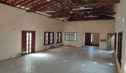 Imóvel Comercial para Venda em Feira de Santana, Muchila, 1 dormitório, 2 banheiros