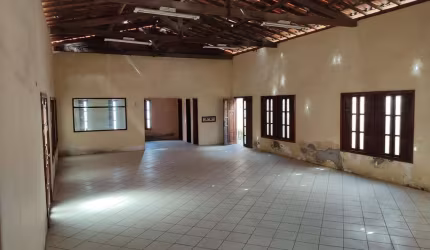 Sala Comercial para Venda em Feira de Santana, Muchila, 1 dormitório, 2 banheiros
