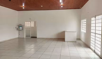Imóvel Comercial para Venda em Pirajuí, Centro, 1 dormitório, 2 banheiros